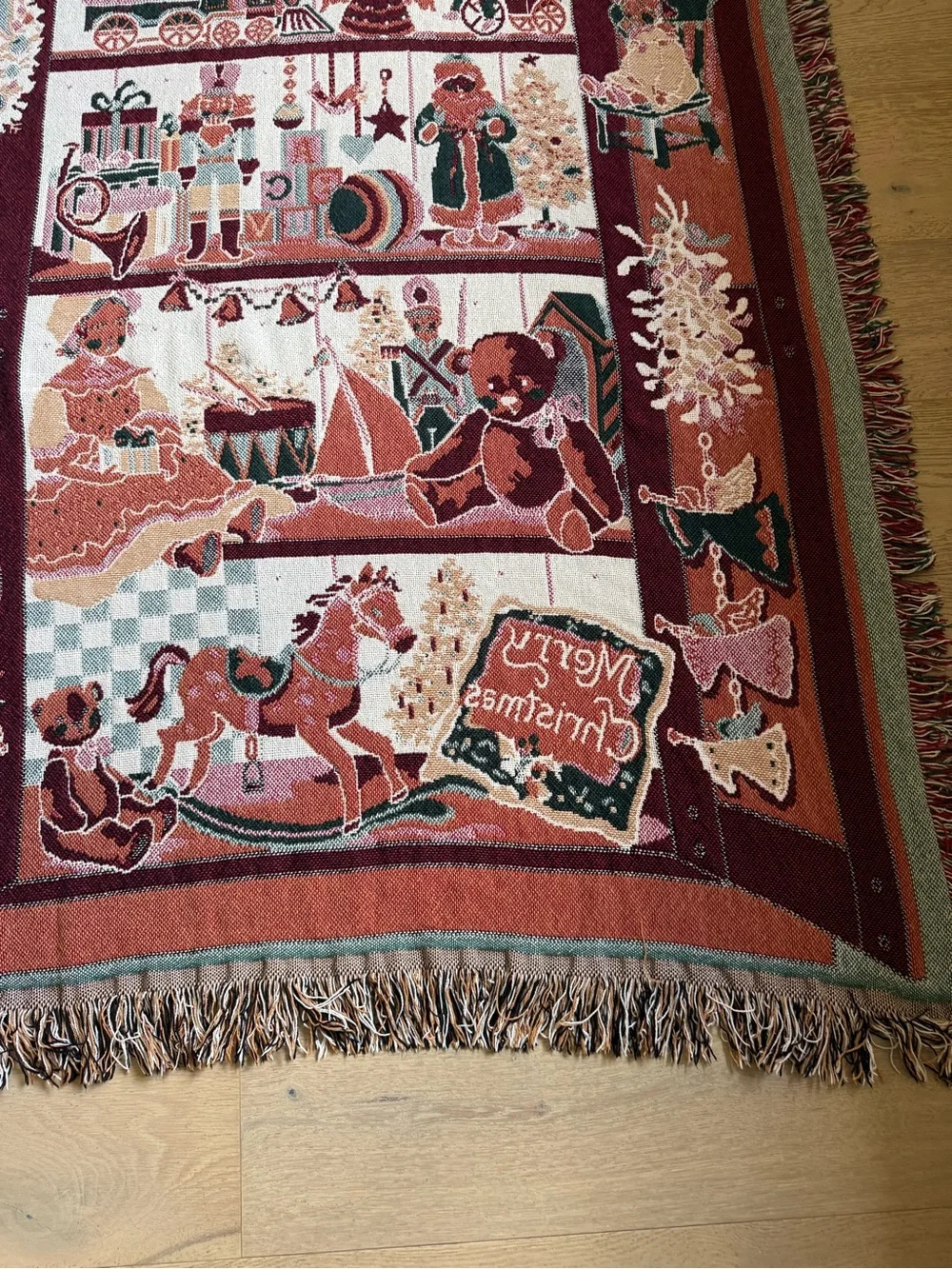 Vintage Fieldcrest Antique Holiday Throw Blanket - Burgundy, Green, Cream